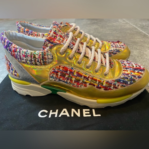 大人気定番商品 CHANEL/ラッフルシフォンキャミソール 38 キャミソール